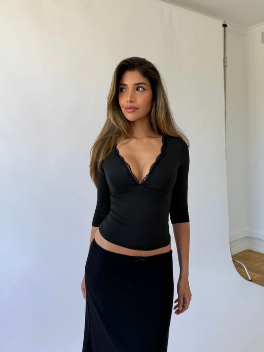 Quarter sleeve lace top - svart