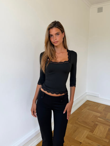 Blair Quarter Sleeve Top – Svart