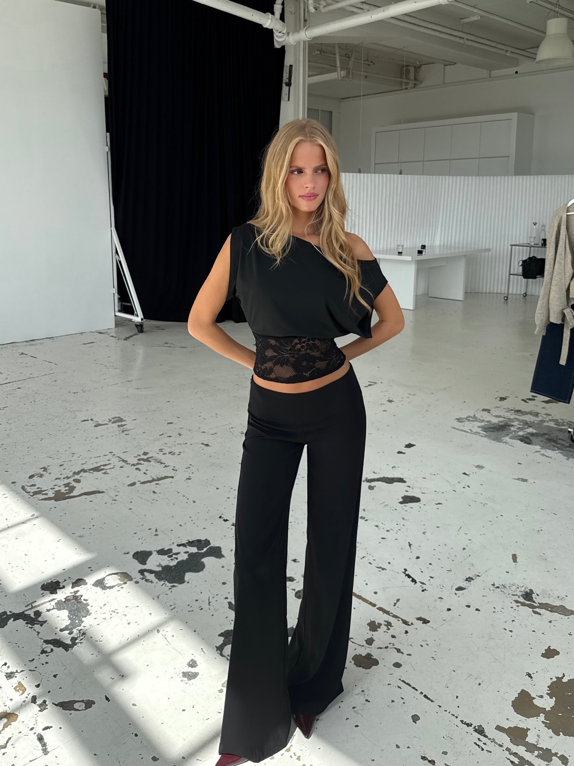 Flowy low waist bukser - sort
