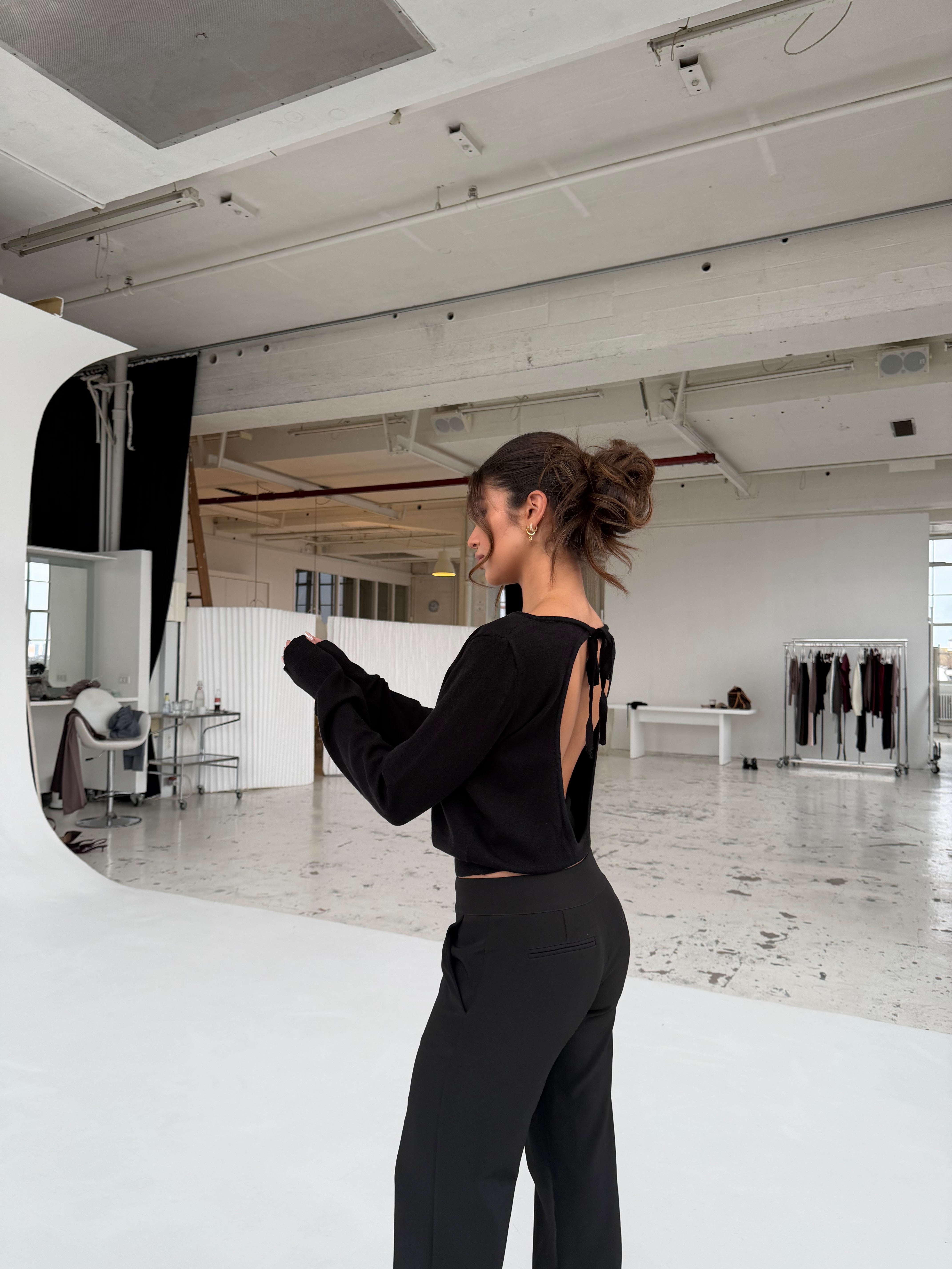 Open back knit top - sort