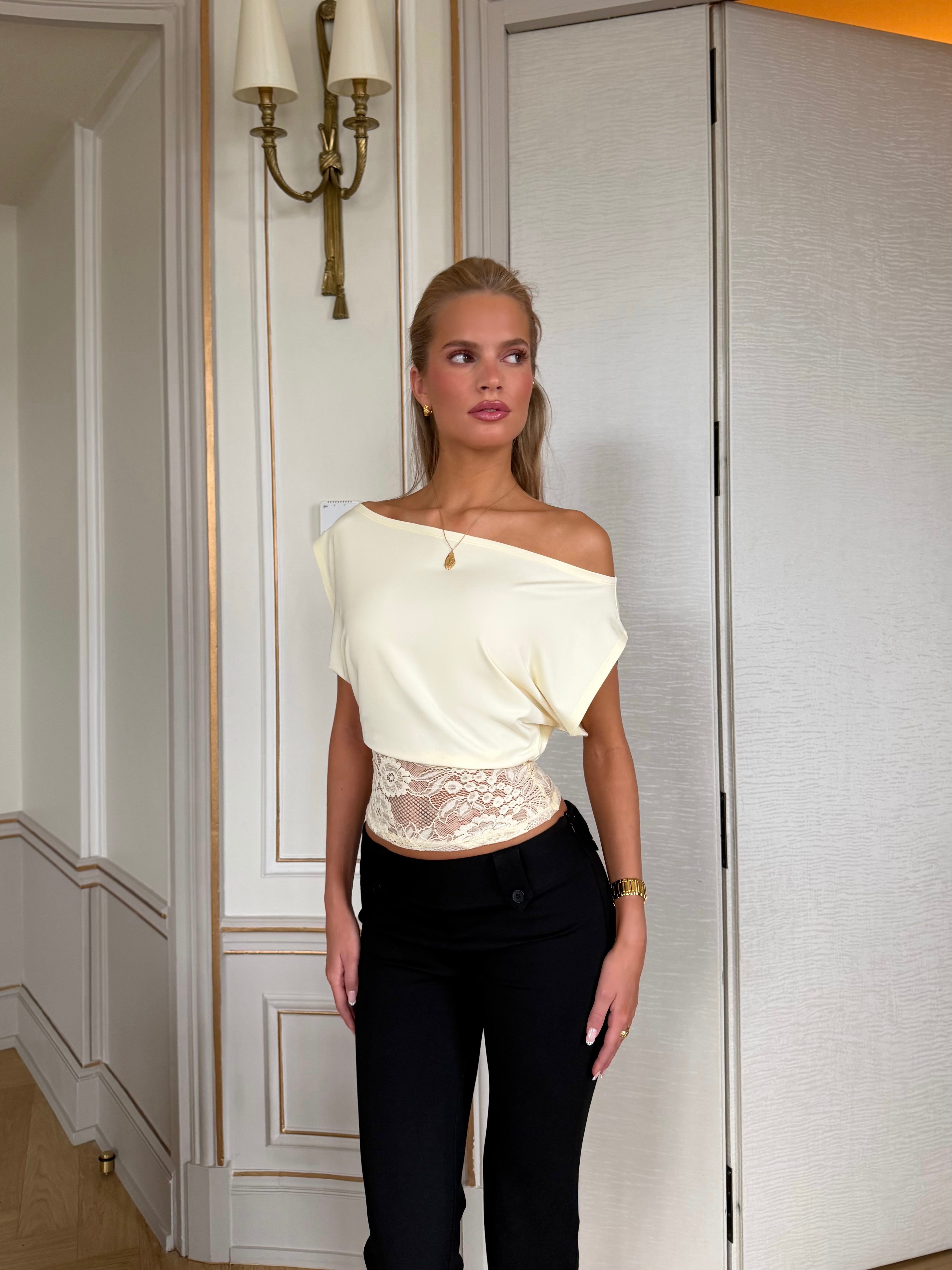 Hera basic lace top - lys gul