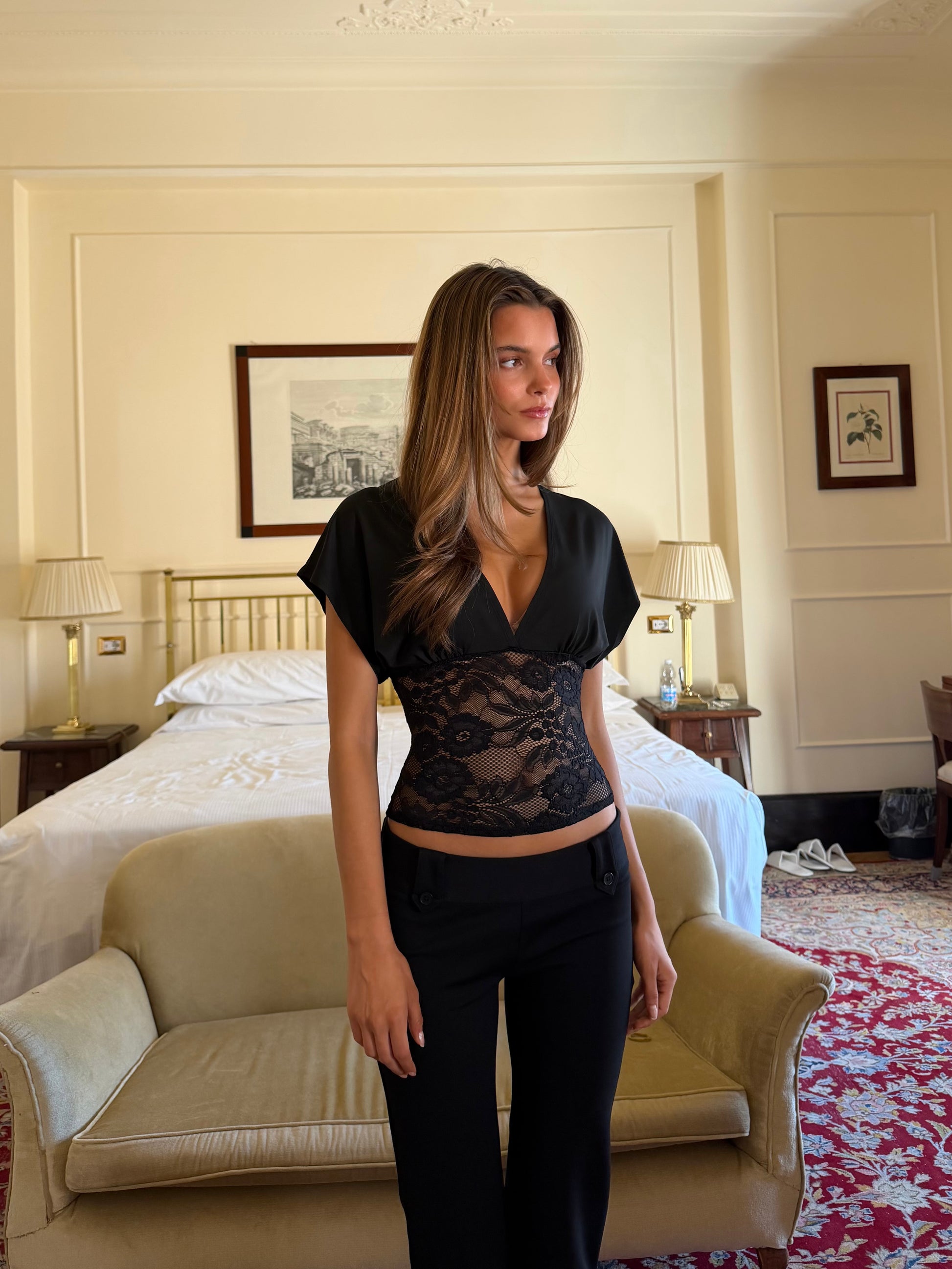 Lera lace top - sort