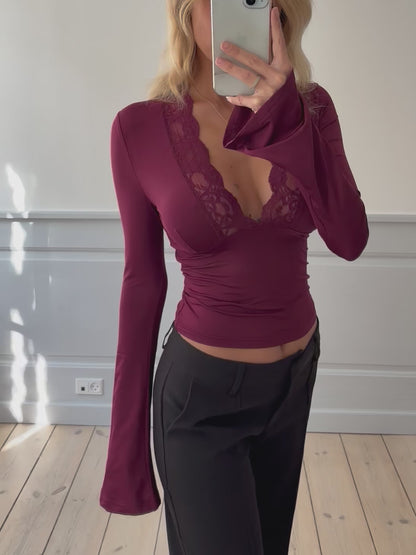 Pretty lace top - burgunder